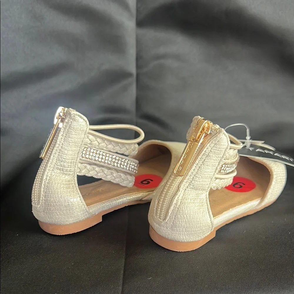 Tahari Cream and Gold Dress Shoes with Woven Ankle Strap